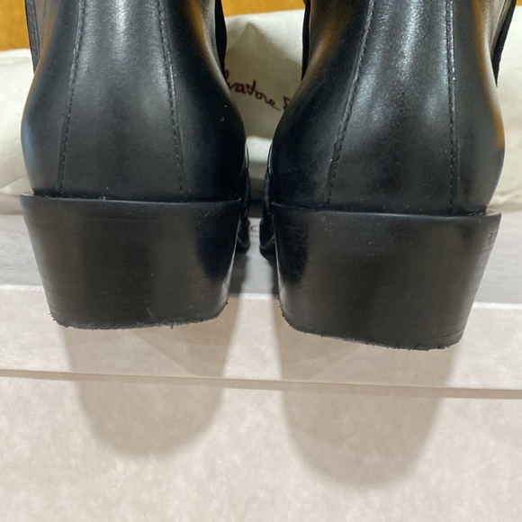 Women's FERRAGAMO Shadi buckle boots sz 8.5 - Picture 5 of 8